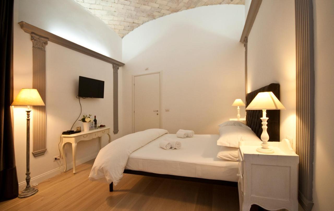 B&B La Finestra Sul Colosseo Rom Eksteriør billede